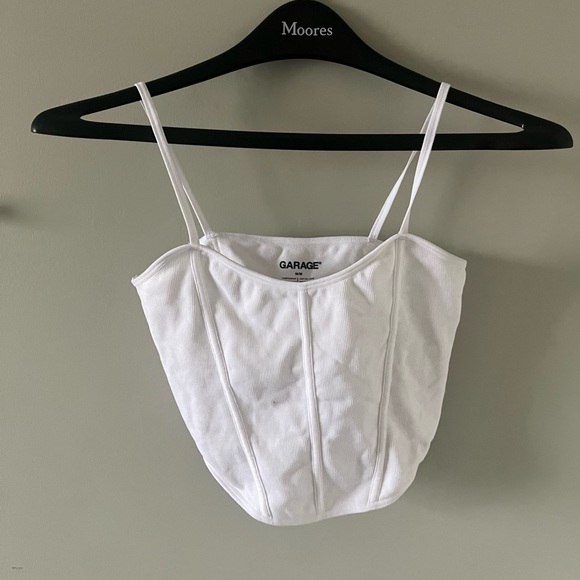 white tank top from garage - Picture 1 of 5